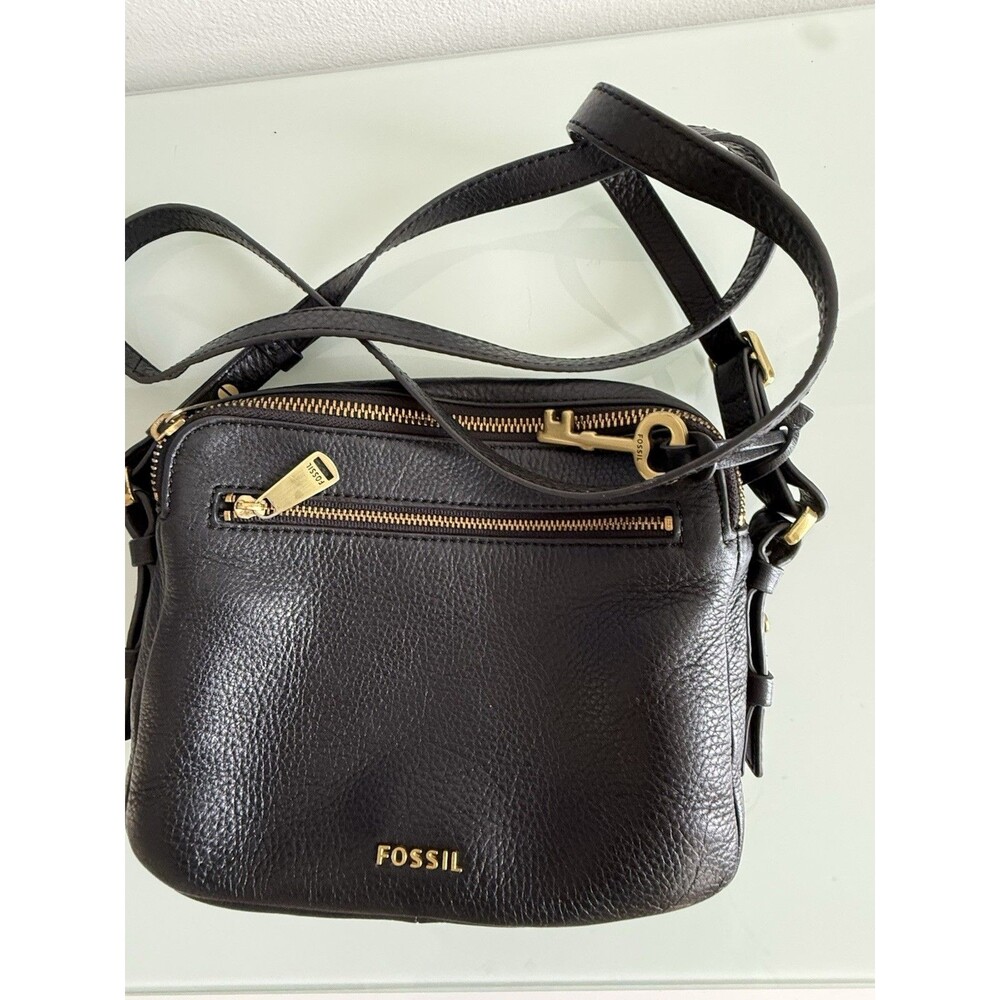 Fossil Black Leather Crossbody Camera Bag Gold Tone Key Charm Zipper Pockets